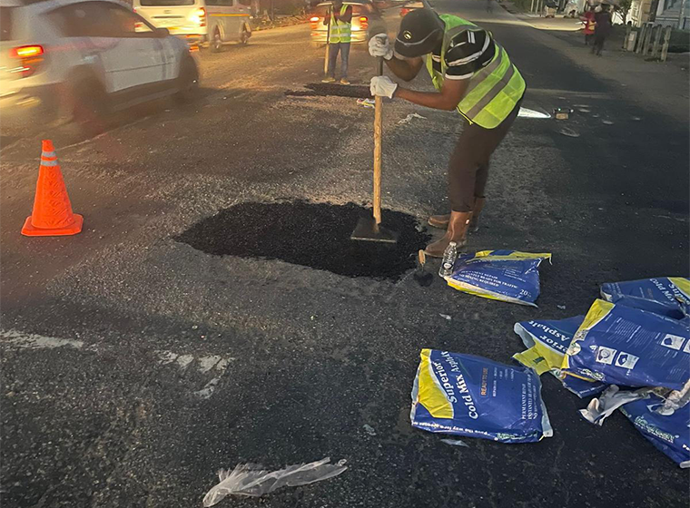 Instant Pothole Repair Choosing Go Green Cold Mix Asphalt Road Patch